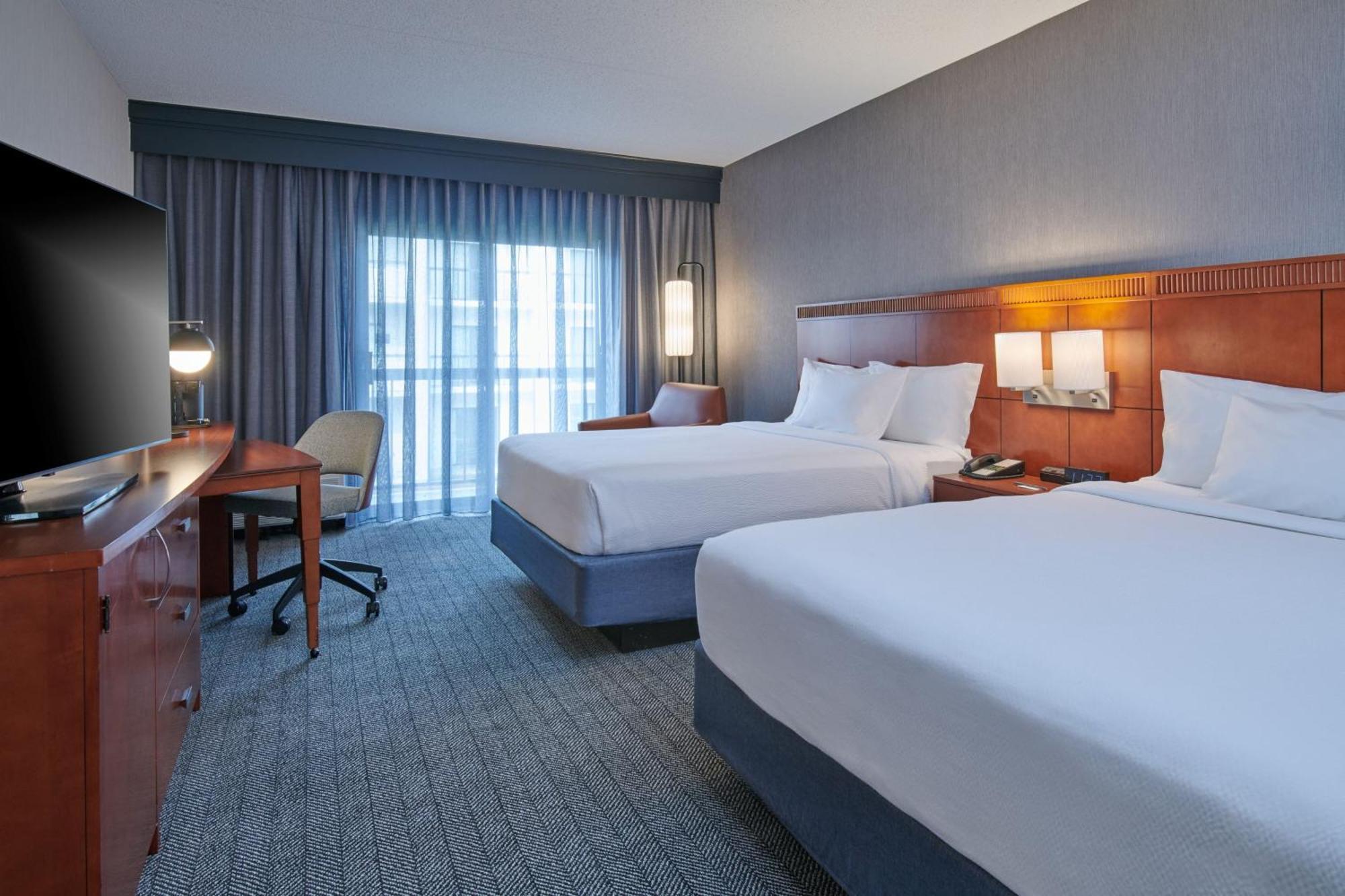 Hotel Courtyard By Marriott Detroit Livonia